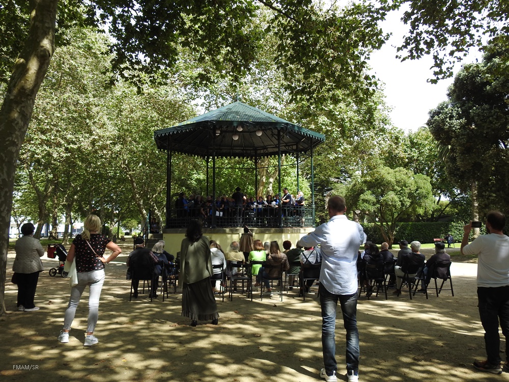 Coro Sénior da Fundação celebra 10 anos de atividade nos jardins da cidade