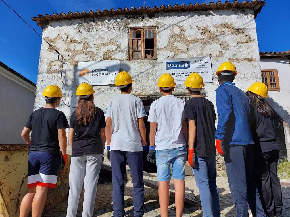 Fundação apoia Projeto Reconstruir